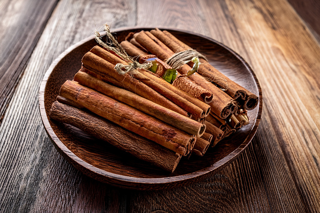 cinnamon-Traditional-Chinese-Medicine