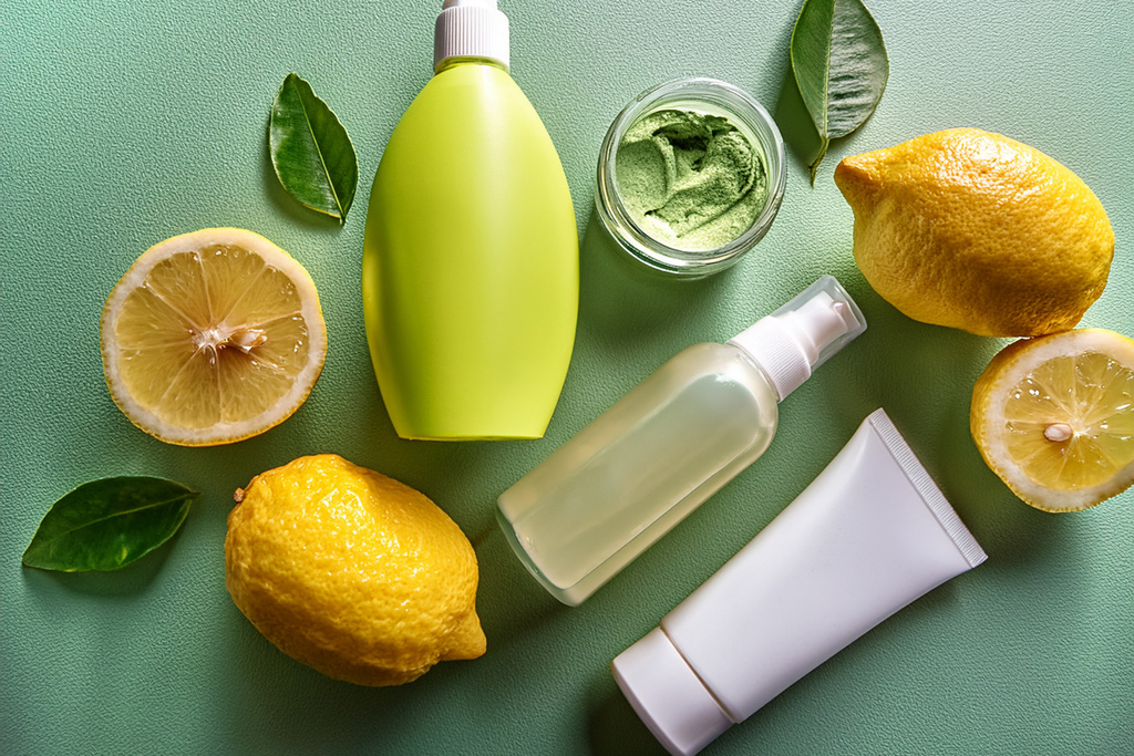 lemon-natural-cleaning-products,-air-fresheners,-shampoo,-facial-mask